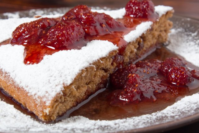 пирог на чайной заварке, простой пирог, рецепт домашнего пирога, блюда из 90-х, дешёвые блюда, рецепты блюд из 90-х