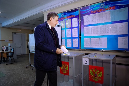 Василий Орлов проголосовал на выборах президента РФ