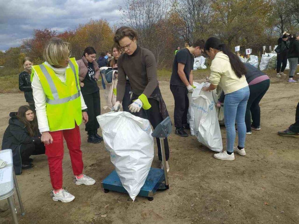 Уборка мусора