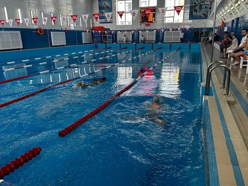 Соревнования с Благовещенске собрали особенных пловцов 