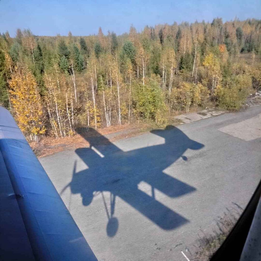 Тень от самолёта