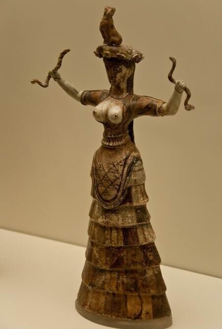 мода декольте, красивое декольте, декольте, какое декольте в моде, история декольте