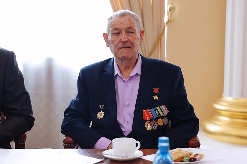 Памятные знаки к юбилею БАМа получат более пяти тысяч человек