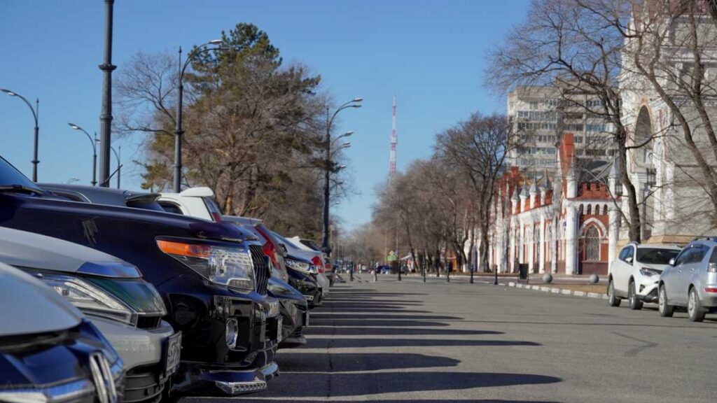 Благовещенцы возмущены завершением отопительного сезона