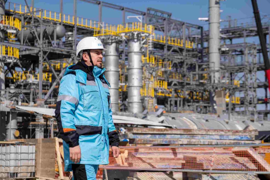 Один день из жизни сотрудника Амурского газохимического комплекса