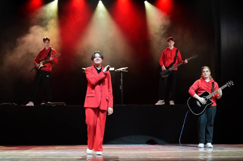 Большой эксперимент: амурские школьники создали видеоролики, ландшафтные дизайны и приложения для смартфонов