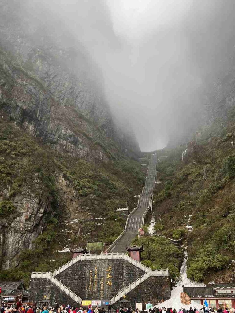 Как амурчанки покоряли парящие горы