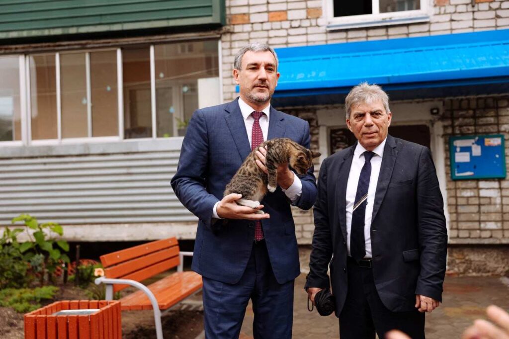 Василий Орлов ответил на поздравления амурчан