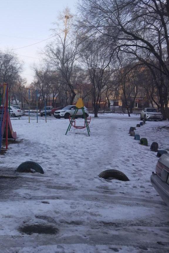 Старые покрышки
