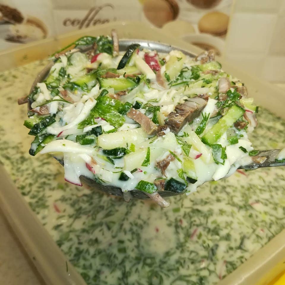 рецепт окрошки, окрошка на квасе, окрошка на кефире, окрошка на минералке, окрошка с мясом, окрошка с говядиной, необычная окрошка