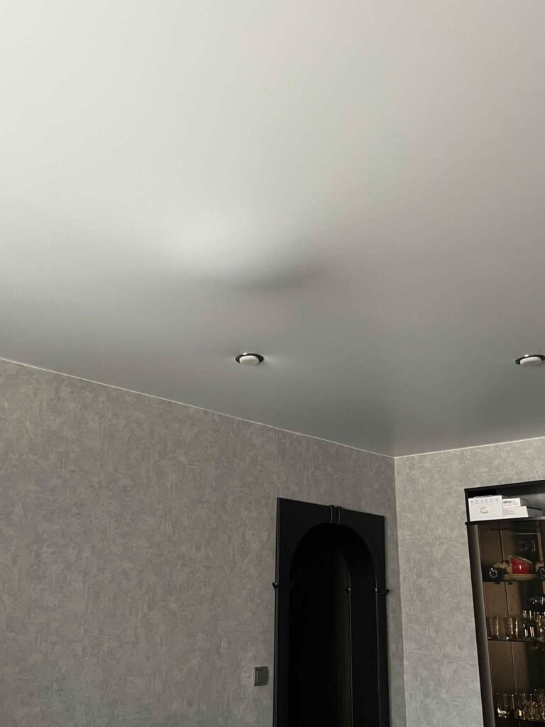 Придется платить дважды? В Зее пять лет топит многоквартирный дом