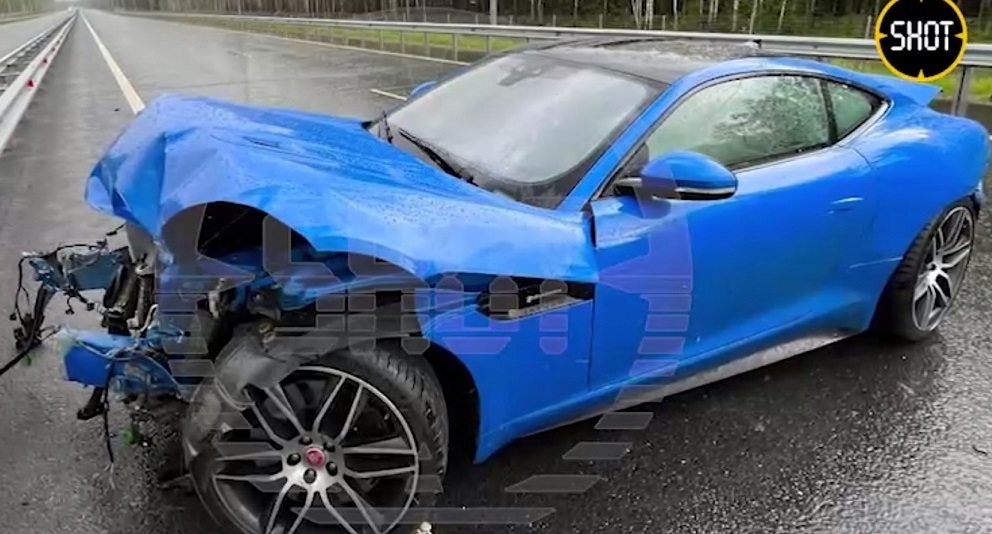 Модель Playboy Анастасия Казанцева разбила Jaguar, купленный неделю назад 