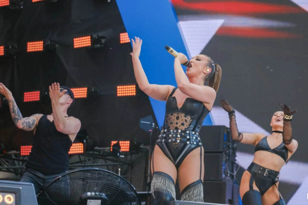 Мизулина сравнила выступление Бузовой в Уфе с «голой вечеринкой»

