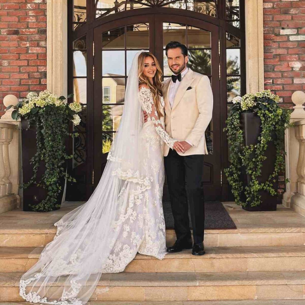 Александр Ревва и его жена Анжелика снова сыграли свадьбу