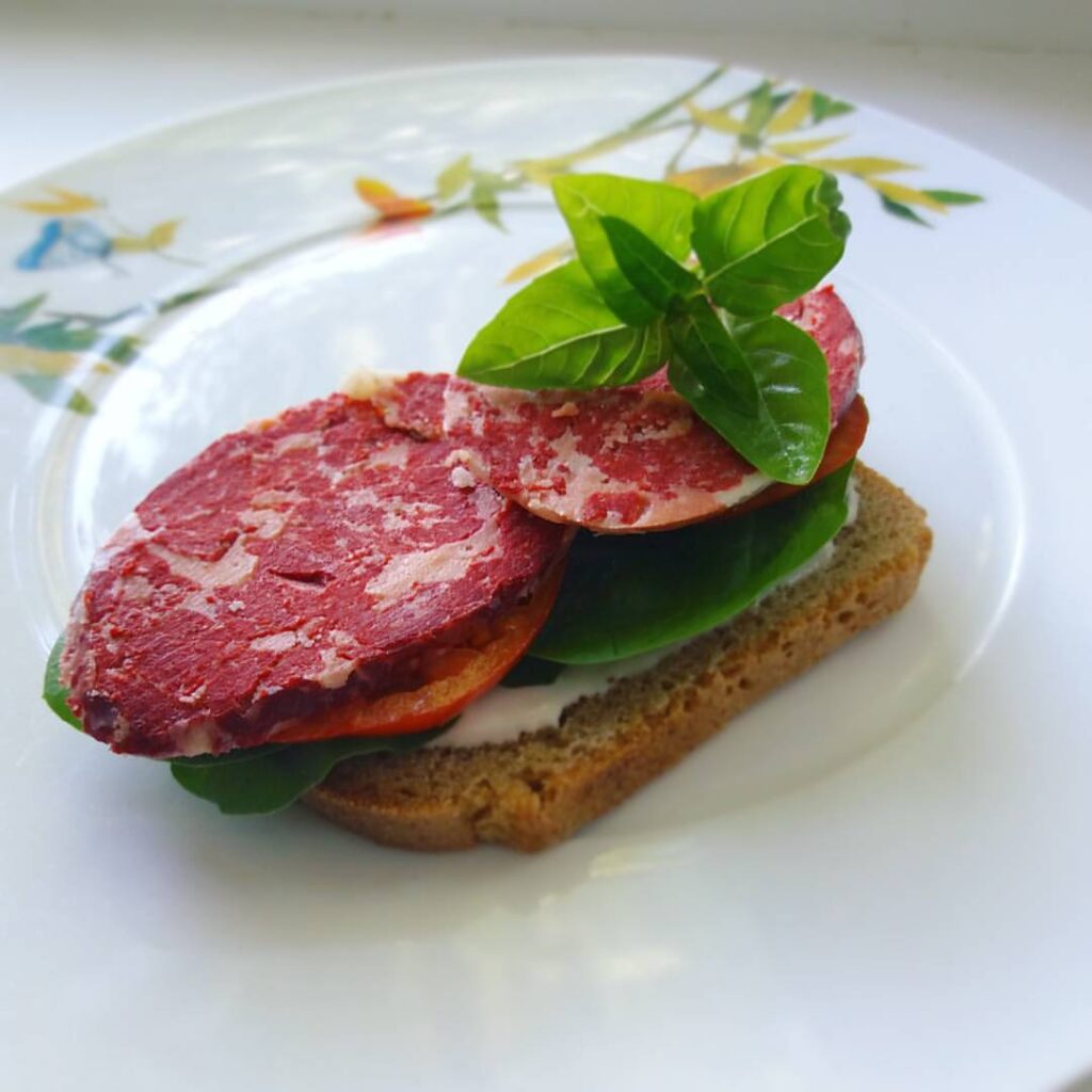 вредные продукты питания, здоровое питание, правильное питание, полезные продукты, вредные продукты, вегетарианская колбаса, цельнозерновые продукты, обезжиренные продукты