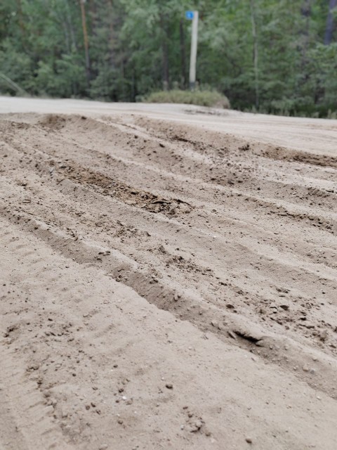 Нас отрежут от мира: жителей амурского села напугали большегрузы