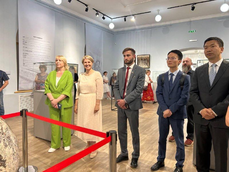 Громкое открытие: на набережной Амура выступил хор Пятницкого