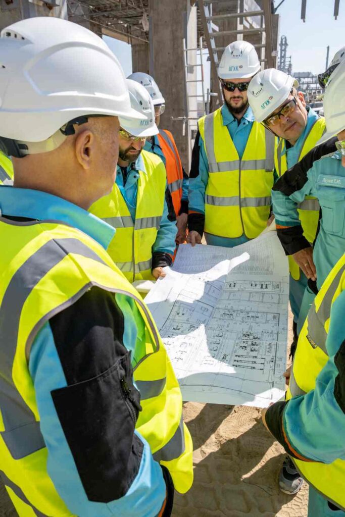 Один день из жизни сотрудника Амурского газохимического комплекса