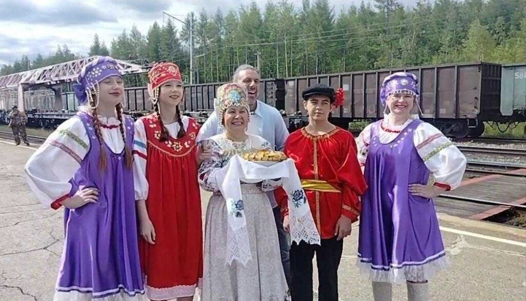 Ларба, «Поедем, поедим»