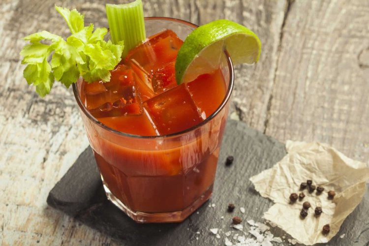 рецепт безалкогольной пина колада, пина колада безалкогольная, кровавая мэри безалкогольная, летние коктейли, безалкогольные коктейли 