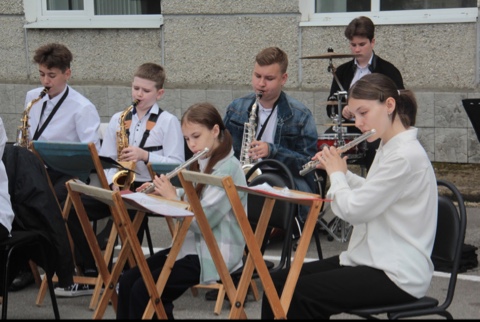 День России, концерт, Новобурейский