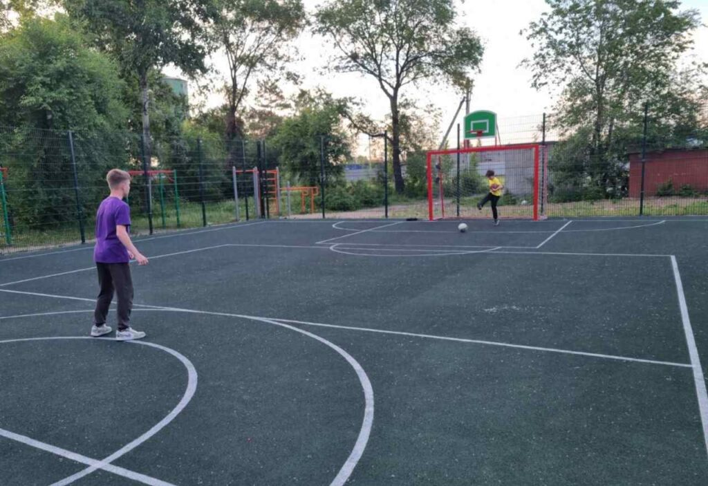 Спортивная площадка