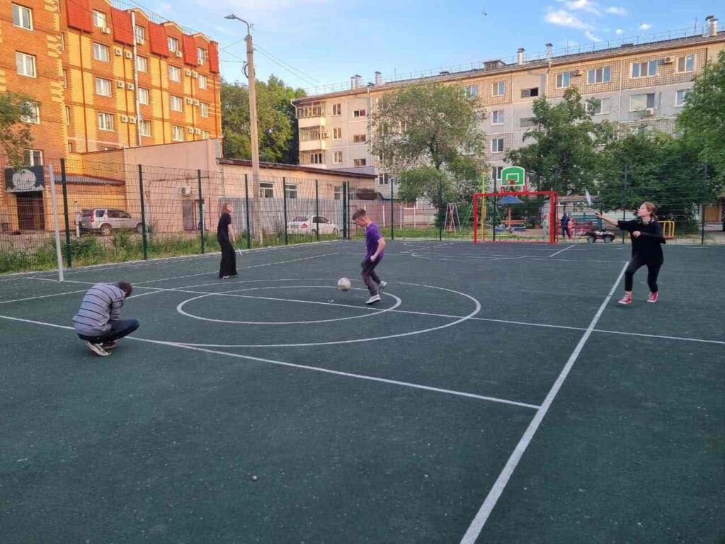 Спортивная площадка