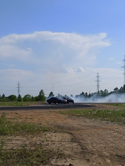 Дрифт по-крупному: в Благовещенске занесло 11 автомобилей