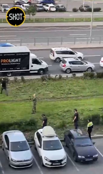 Неизвестные устроили перестрелку в жилом районе Санкт-Петербурга
