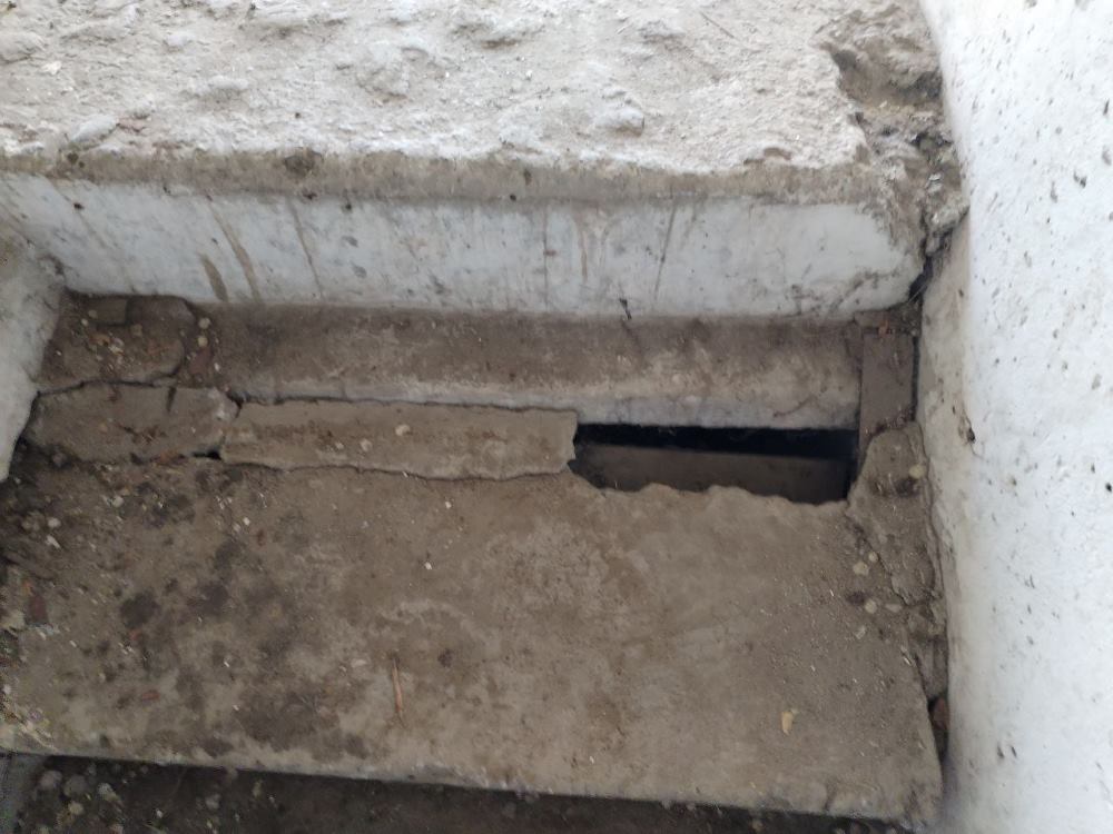 Дом вверх дном: благовещенская многоэтажка разрушается из-за недобросовестной УК