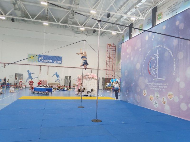 Лучшие на пилоне: в Благовещенске прошел открытый кубок по женским видам спорта