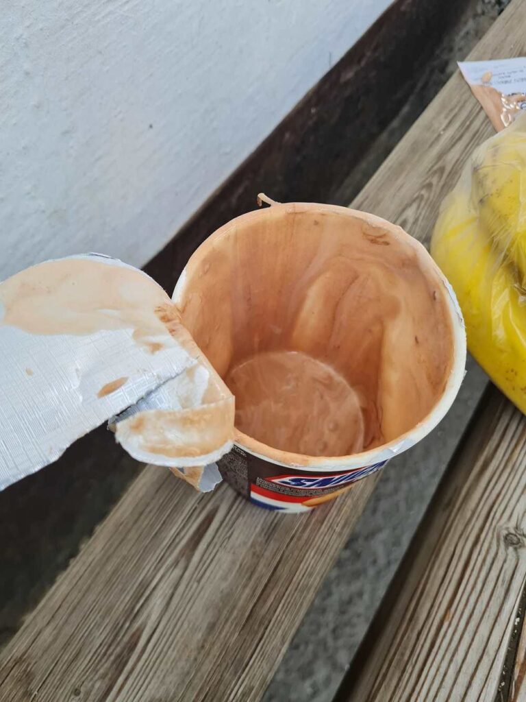 В амурскую колонию пытались передать наркотики, спрятанные в десерте