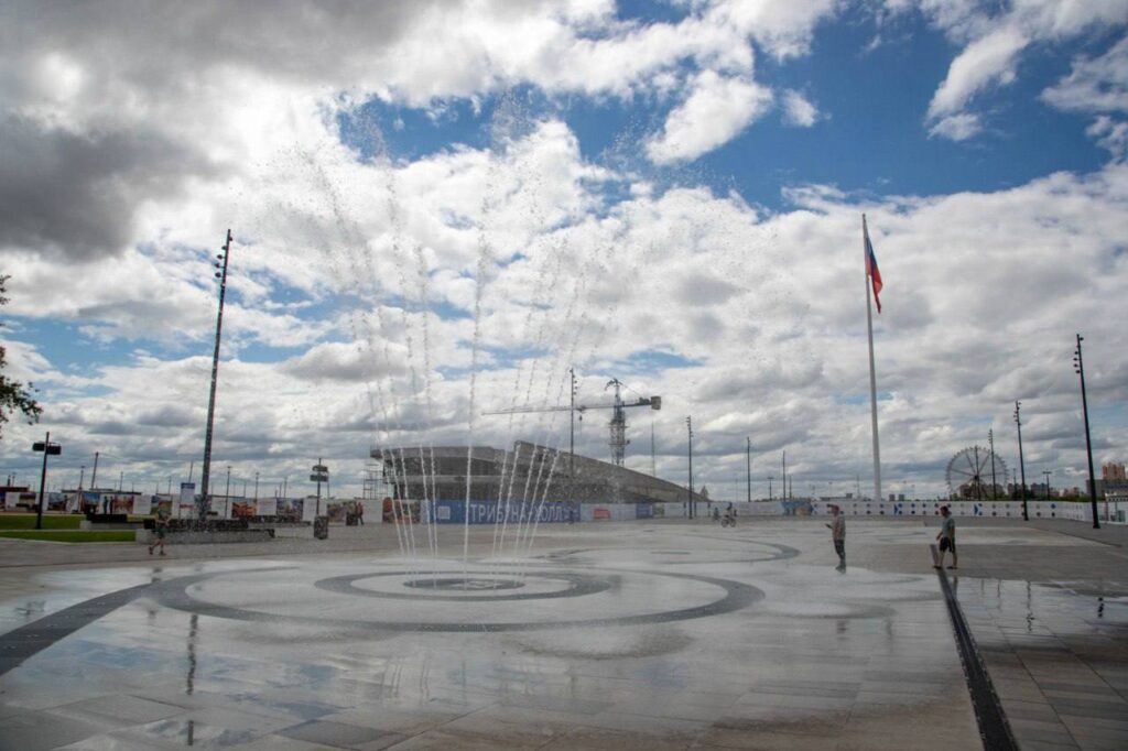 Аллея фонтанов в Благовещенске