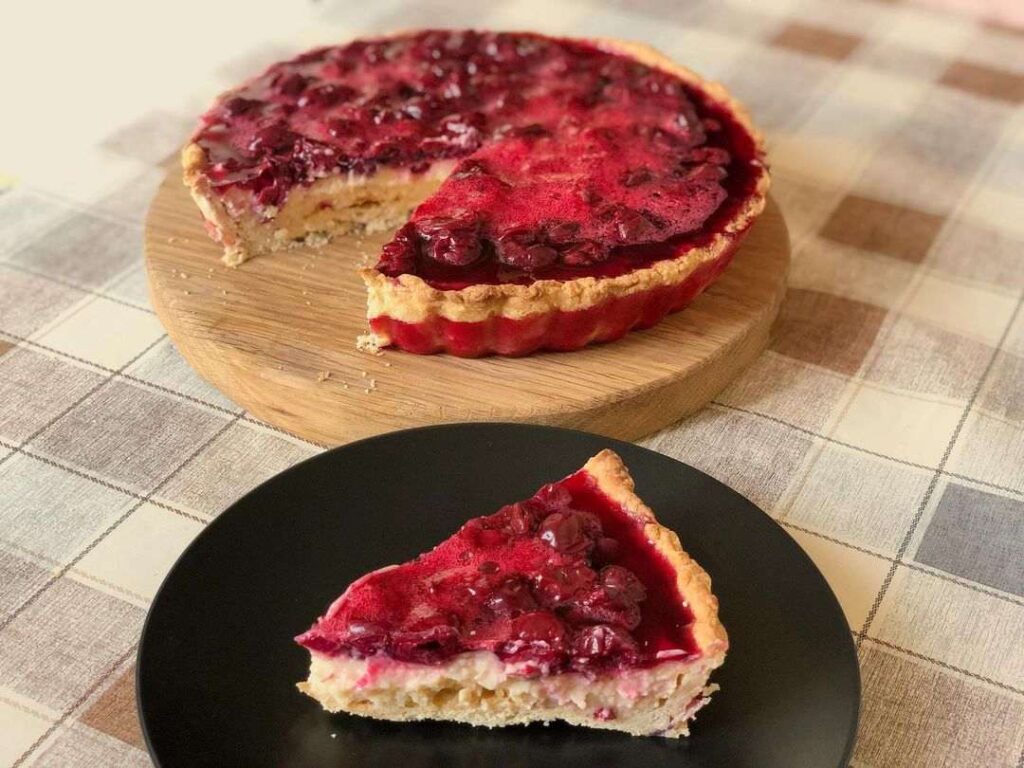 тарт с вишней, пирог с вишней, заварной крем рецепт, рецепт крем-брюле, крем-брюле рецепт, рецепт эклеров, эклеры с заварным кремом, заварной ванильный крем рецепт