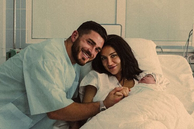 У звёзд «Дома-2» Татьяны Мусульбес и Романа Капаклы родилась дочь