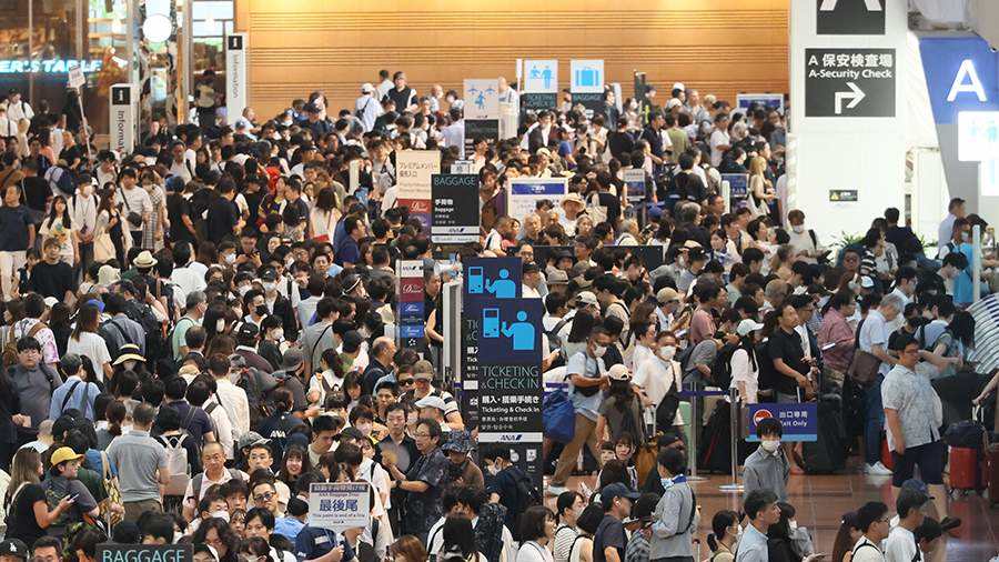 В аэропорту Японии задержали 200 рейсов из-за пропажи ножниц