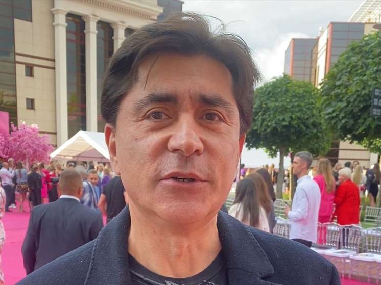 Степан Джигарханян