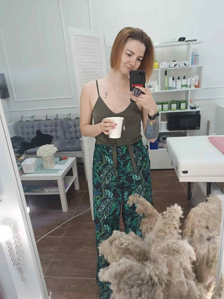 одежда из секонд-хенда, одежда секонд-хенд, стоковая одежда, правила шопинга, как одеться недорого, секонд-хенд