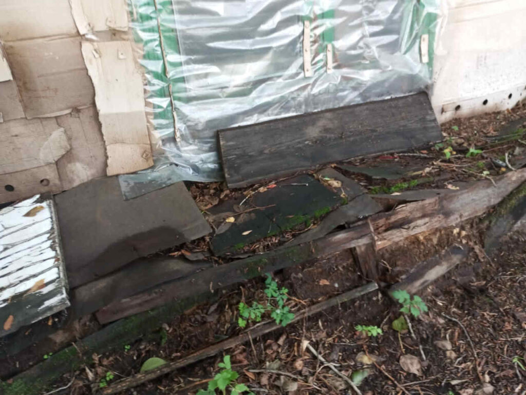 Аварийный дом