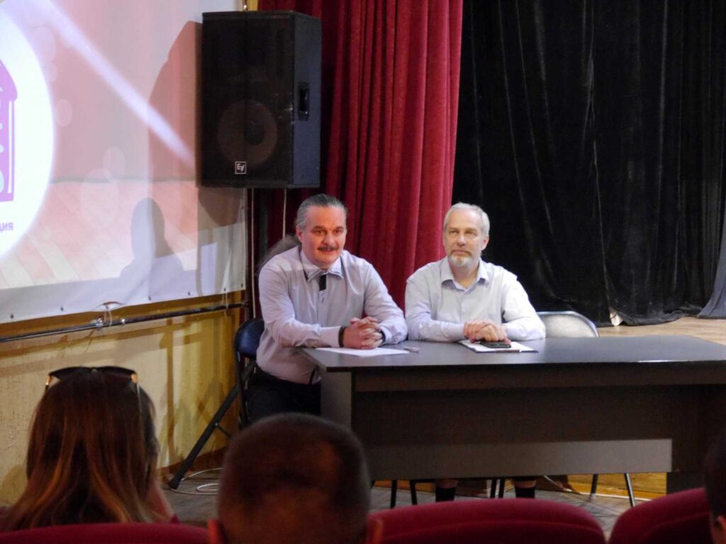 Открытие театрального сезона: благовещенский дом культуры ждет гостей