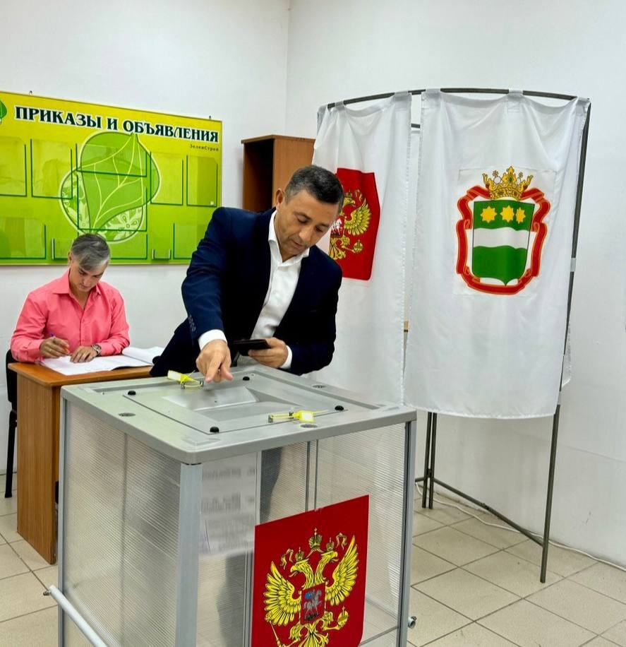 Собственным примером: амурские политики призывают амурчан принять участие в выборах