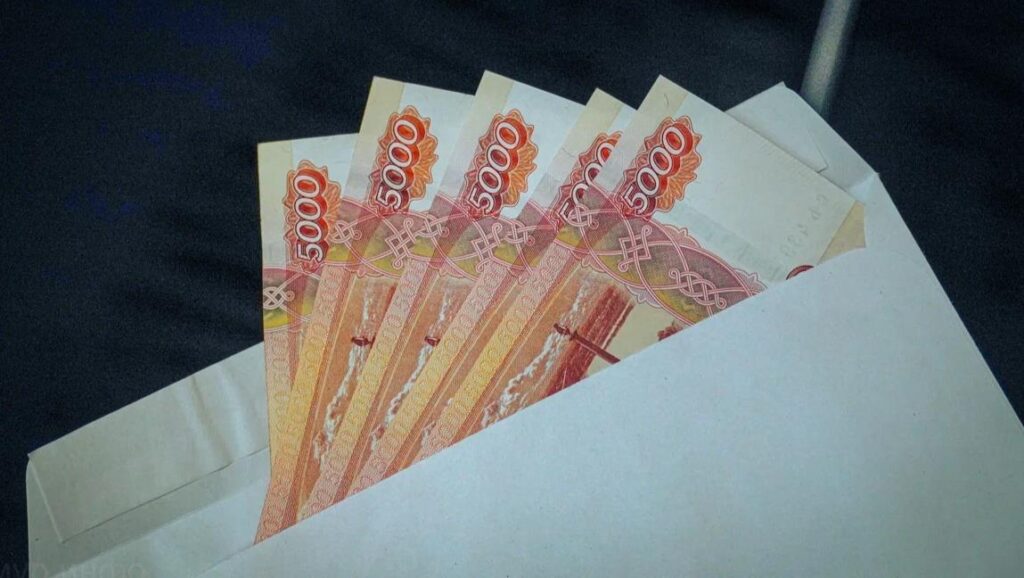 Выяснилось, сколько денег россиянам нужно для счастья