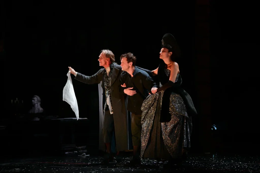 Алексей Гуськов рассказал амурчанам, как жить, если ты посредственность