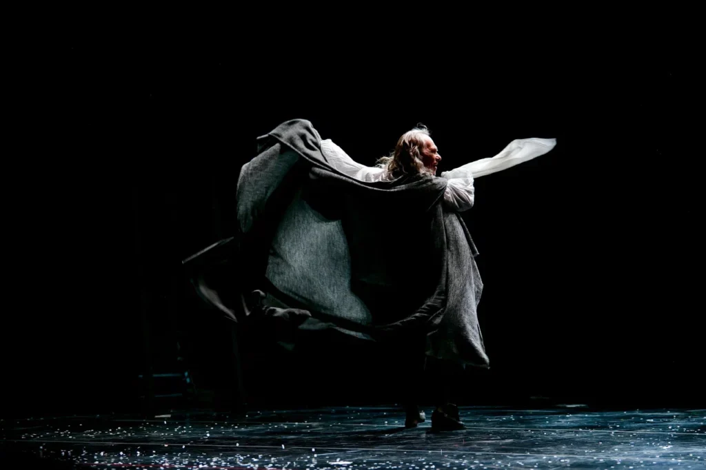 Алексей Гуськов рассказал амурчанам, как жить, если ты посредственность