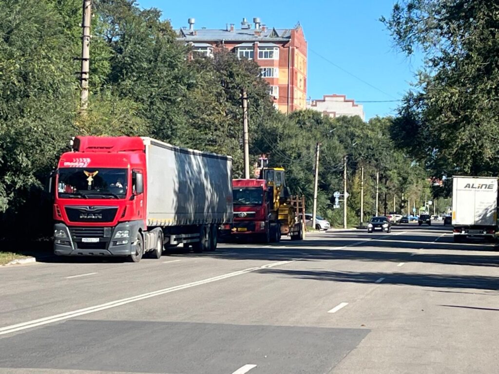 Лазо большегрузы