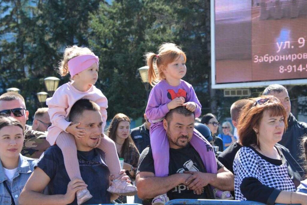 Праздник, люди