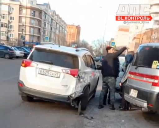 Не мог идти, но сел за руль: пьяный амурчан устроила ДТП в центре Благовещенска