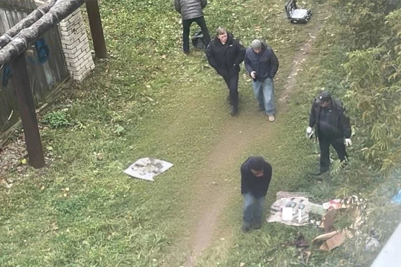 Во Владимирской области 19-летняя мать выбросила на улицу тело умершего от голода ребёнка