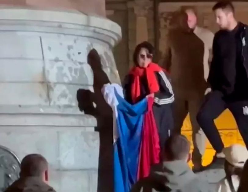 В СИЗО Одессы умерла женщина, вывесившая флаг России