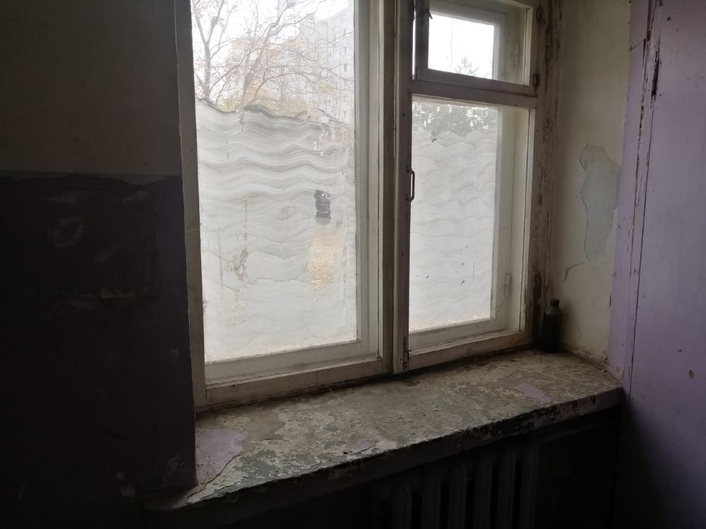 «От нас все отказались»: подъезд бывшего благовещенского общежития не видел ремонта уже 12 лет